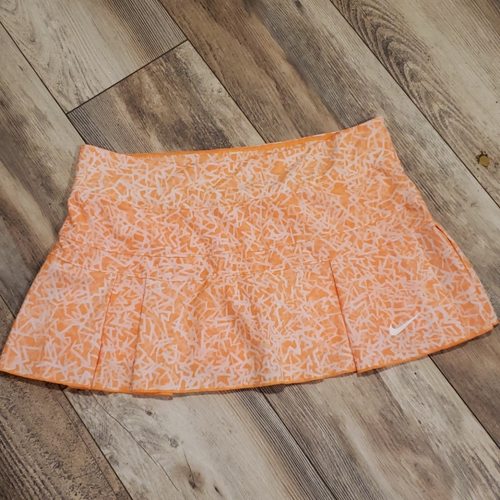 Like new Nike dri-fit tennis skirt